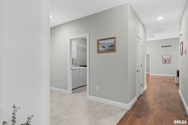 10 The Elms Lane, Springfield, IL 62712