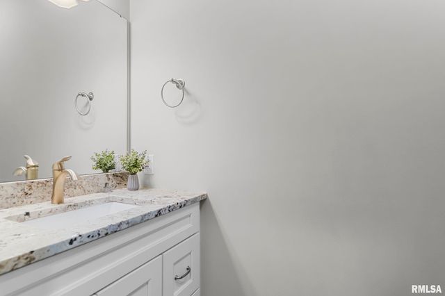 10 The Elms Lane, Springfield, IL 62712