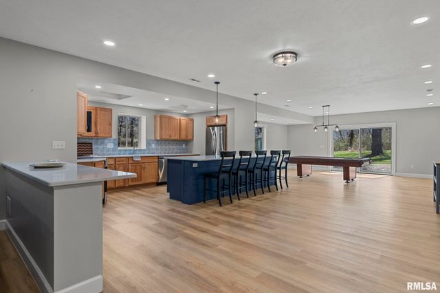 10 The Elms Lane, Springfield, IL 62712