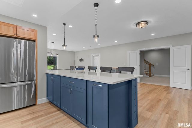 10 The Elms Lane, Springfield, IL 62712