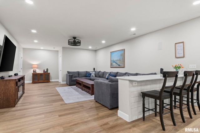 10 The Elms Lane, Springfield, IL 62712