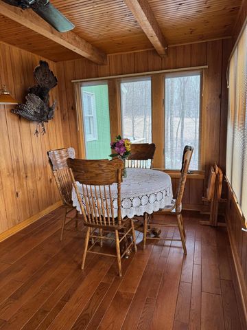 24975 Coshocton Road, Howard, OH 43028