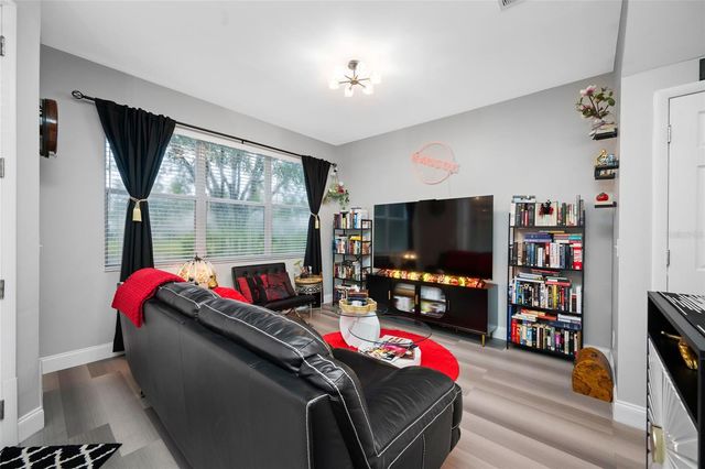 10302 STONE MOSS AVENUE, Tampa, FL 33647