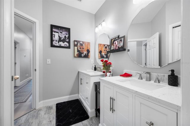 10302 STONE MOSS AVENUE, Tampa, FL 33647