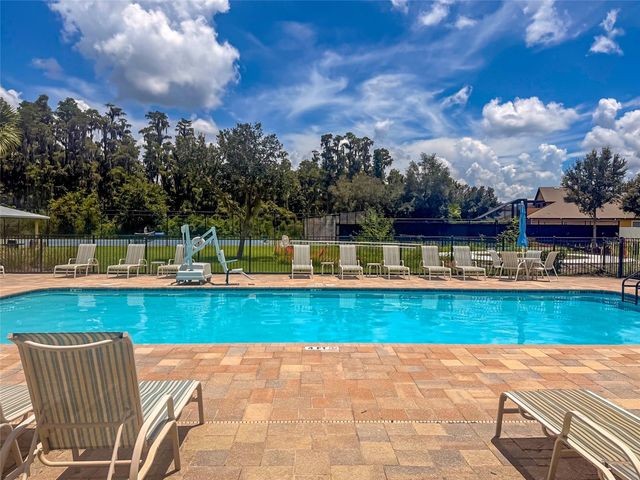 10302 STONE MOSS AVENUE, Tampa, FL 33647