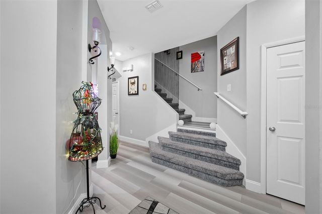 10302 STONE MOSS AVENUE, Tampa, FL 33647