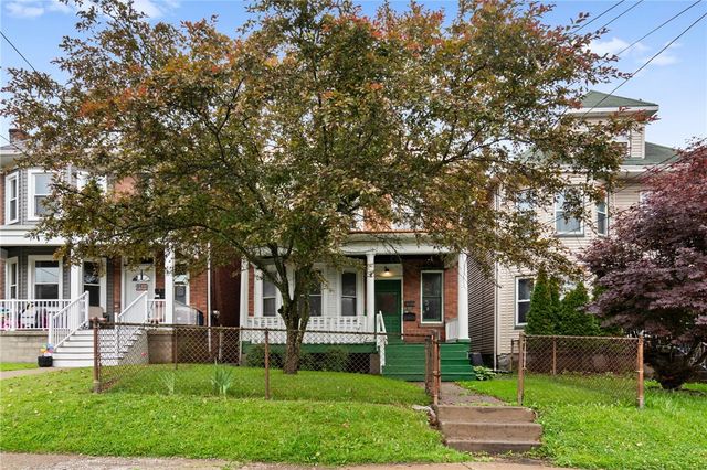 52 Oakwood Road, Crafton, PA 15205