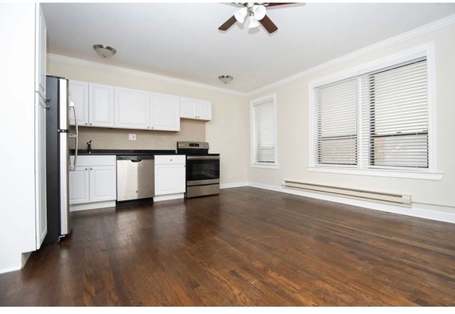 3345 N Marshfield Avenue 307, Chicago, IL 60657