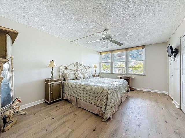 7401 BAY ISLAND DRIVE S 232, South Pasadena, FL 33707