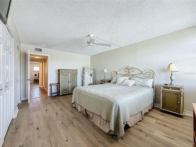 7401 BAY ISLAND DRIVE S 232, South Pasadena, FL 33707