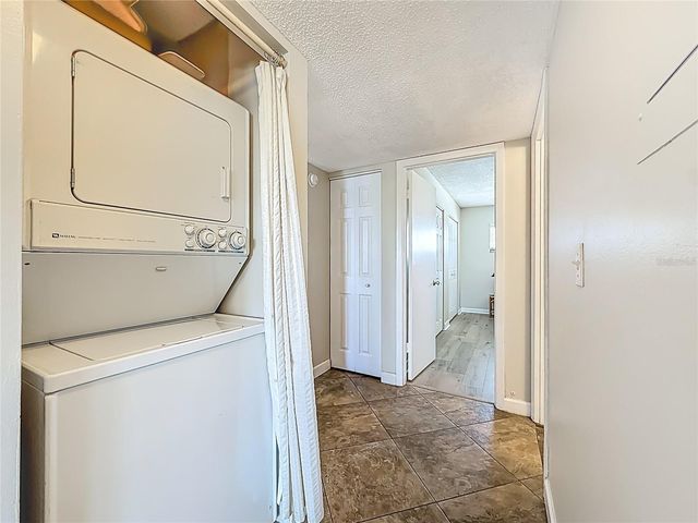 7401 BAY ISLAND DRIVE S 232, South Pasadena, FL 33707