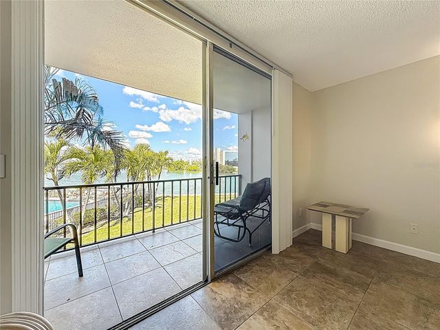 7401 BAY ISLAND DRIVE S 232, South Pasadena, FL 33707