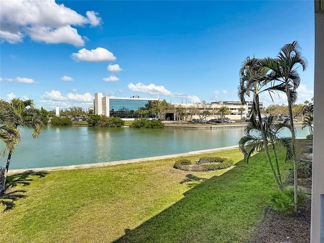 7401 BAY ISLAND DRIVE S 232, South Pasadena, FL 33707