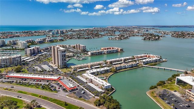 7401 BAY ISLAND DRIVE S 232, South Pasadena, FL 33707