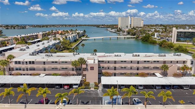 7401 BAY ISLAND DRIVE S 232, South Pasadena, FL 33707