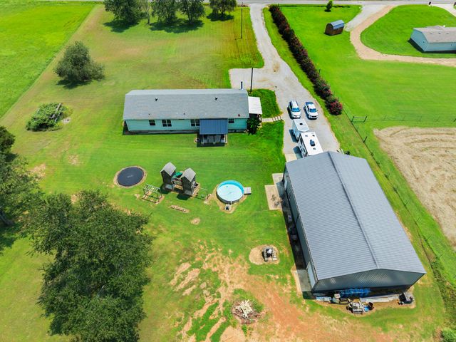 4022 Ella West Cir, Lynnville, TN 38472