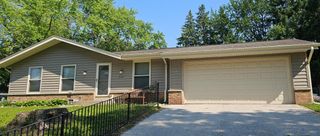 2137 Melody LANE, Waukesha, WI 53186