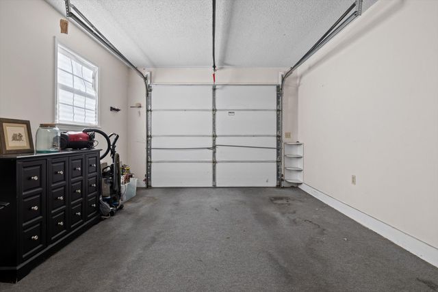 6691 Hickory Manor Circle, Chattanooga, TN 37421