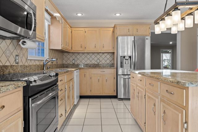 6691 Hickory Manor Circle, Chattanooga, TN 37421