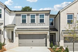 5325 Frontier Court, Flowery Branch, GA 30542