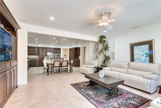 28381 Pacific Court, Menifee, CA 92585