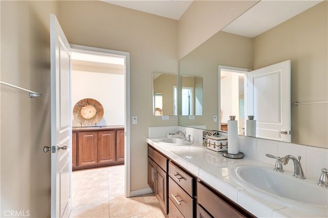 28381 Pacific Court, Menifee, CA 92585