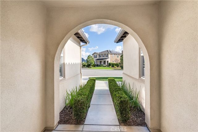 28381 Pacific Court, Menifee, CA 92585