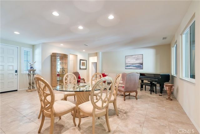 28381 Pacific Court, Menifee, CA 92585