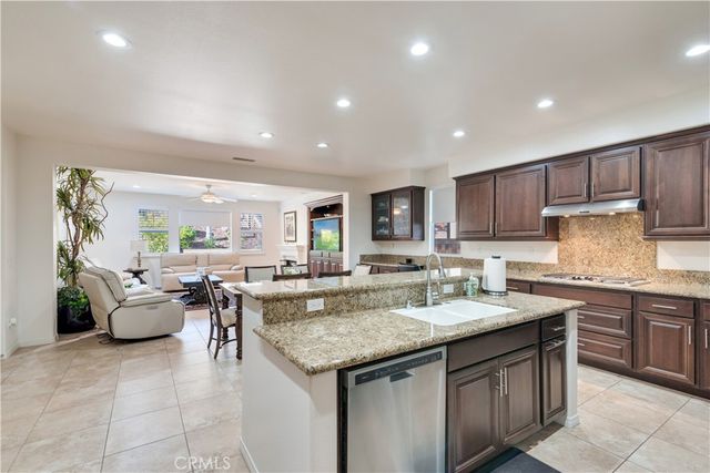 28381 Pacific Court, Menifee, CA 92585
