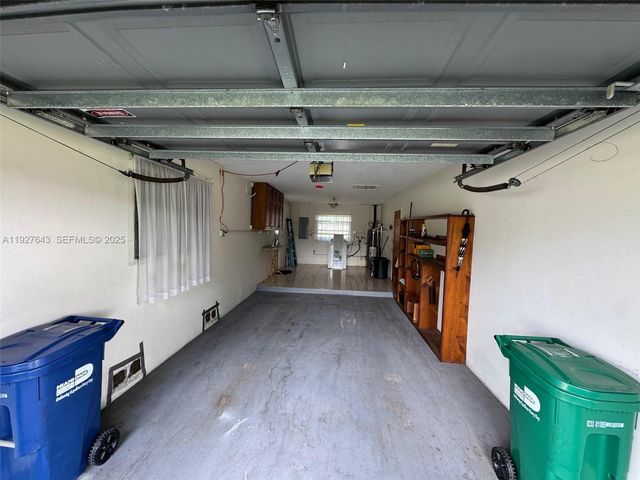 1101 SW 102nd Ct, Miami, FL 33174