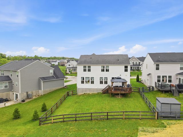 909 Riesling Court, Walton, KY 41094