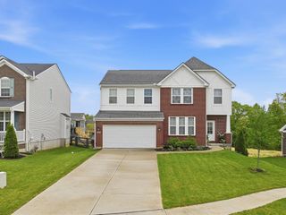 909 Riesling Court, Walton, KY 41094
