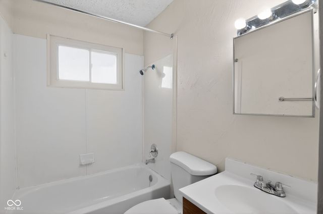 2835 Baltimore Avenue, Indianapolis, IN 46218