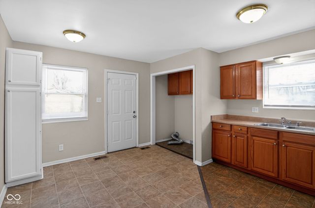 2835 Baltimore Avenue, Indianapolis, IN 46218