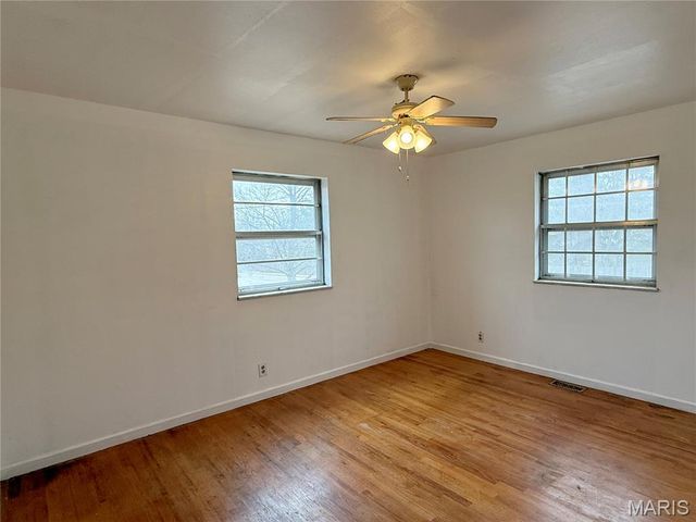 4750 Central School Road, St Charles, MO 63304