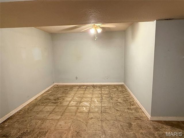 4750 Central School Road, St Charles, MO 63304