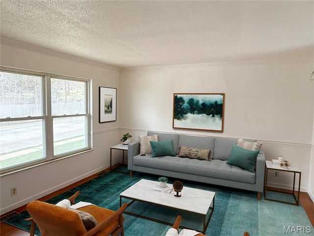 4750 Central School Road, St Charles, MO 63304