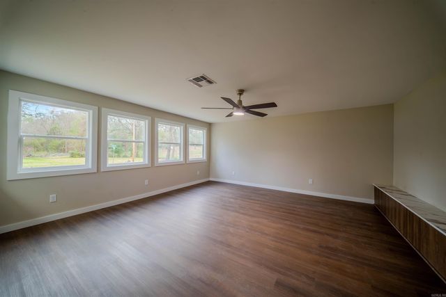 1114 W 4Th St, El Dorado, AR 71730