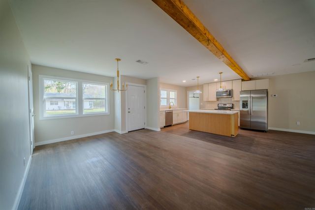 1114 W 4Th St, El Dorado, AR 71730