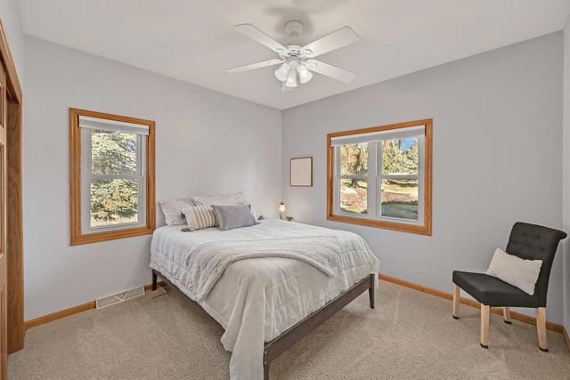 N21W26622 Cattail COURT, Pewaukee, WI 53072