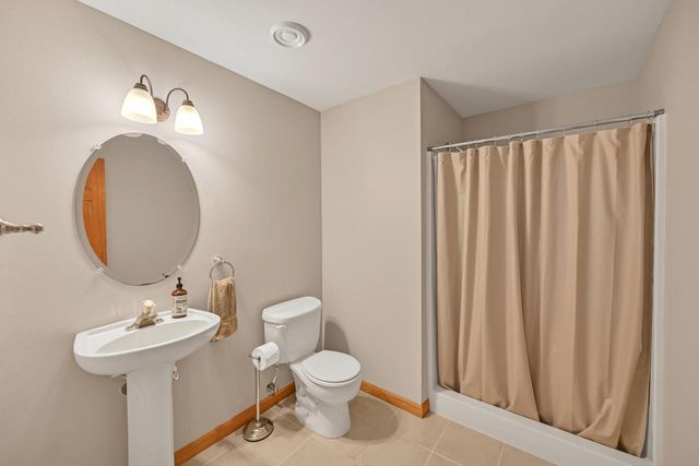 N21W26622 Cattail COURT, Pewaukee, WI 53072