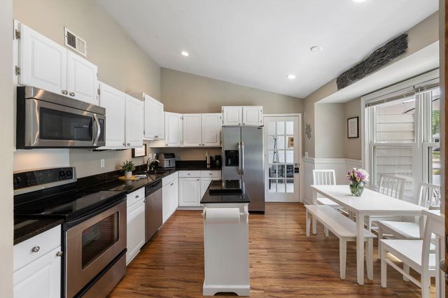 1208 Merganser Court, Mount Pleasant, SC 29464