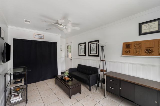 1208 Merganser Court, Mount Pleasant, SC 29464