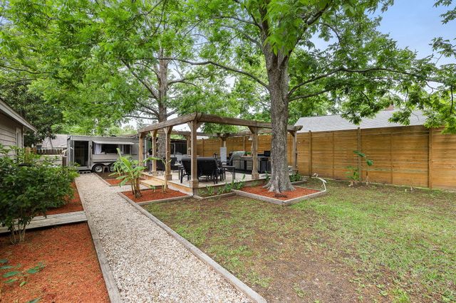 1208 Merganser Court, Mount Pleasant, SC 29464