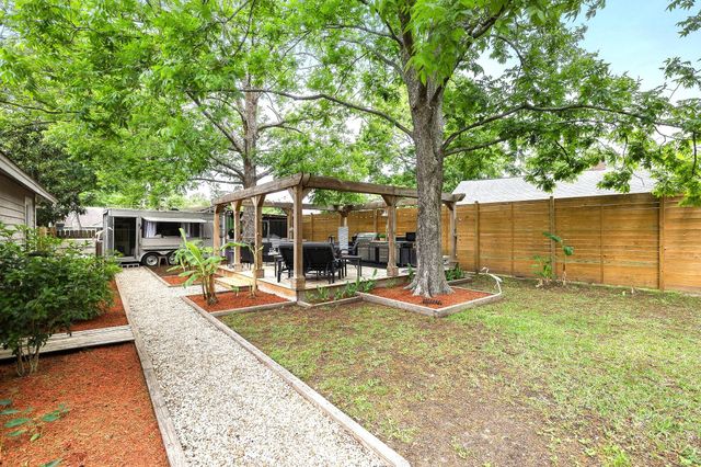 1208 Merganser Court, Mount Pleasant, SC 29464