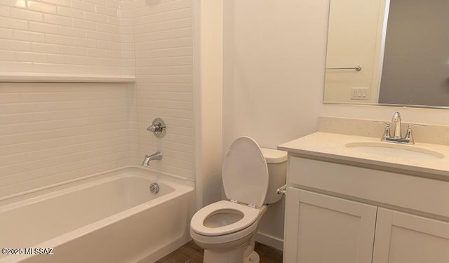 11866 E Becker Drive, Vail, AZ 85641