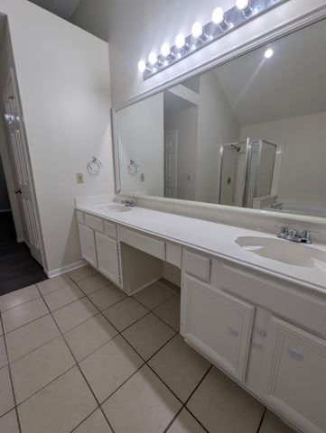 827 Coral Tree Place, Missouri City, TX 77459