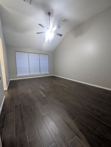 827 Coral Tree Place, Missouri City, TX 77459