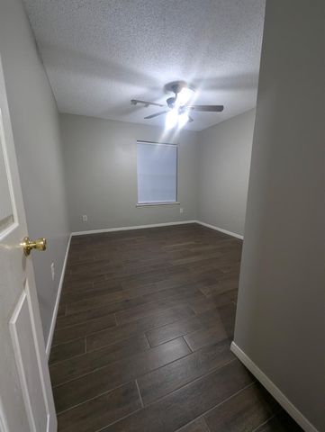 827 Coral Tree Place, Missouri City, TX 77459