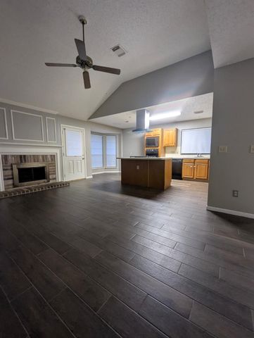 827 Coral Tree Place, Missouri City, TX 77459